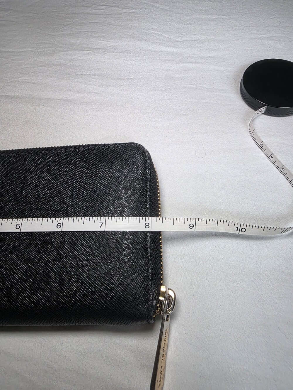 Michael Kors Black Saffiano Leather Zip Wallet with Gold Logo - Picture 14 of 15